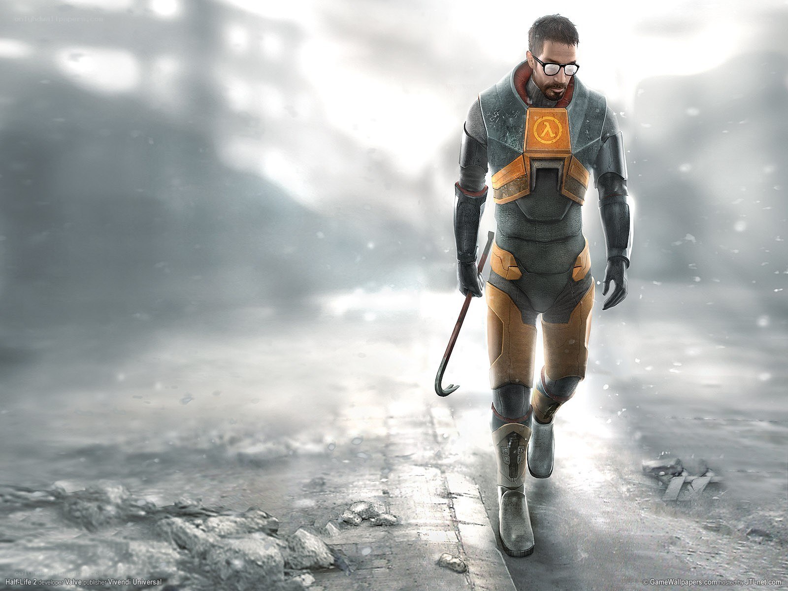 Gordon Freeman walking in a wasteland