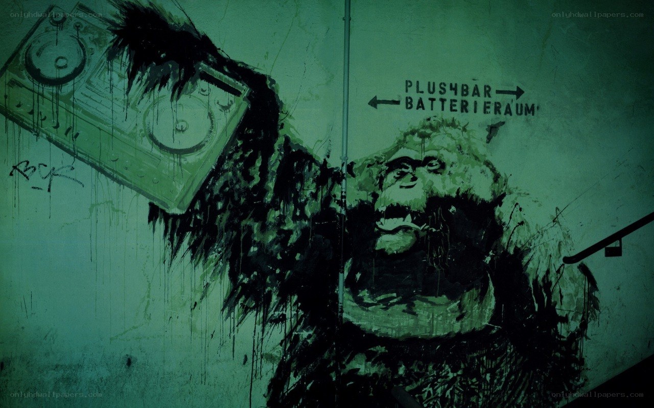 Gorilla graffiti with boombox