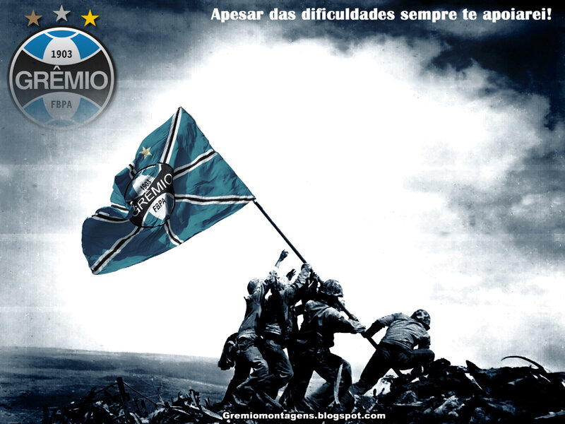 Grêmio flag raising