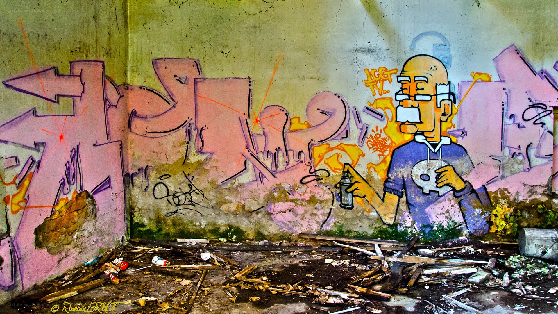 graffiti art in abandoned building