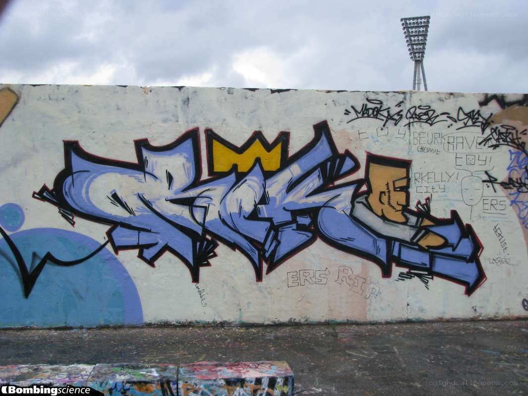 graffiti art on a concrete wall