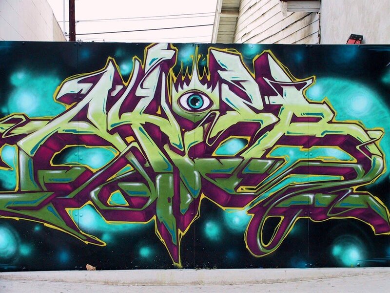 Graffiti Art on Wall — Green, Dramatic