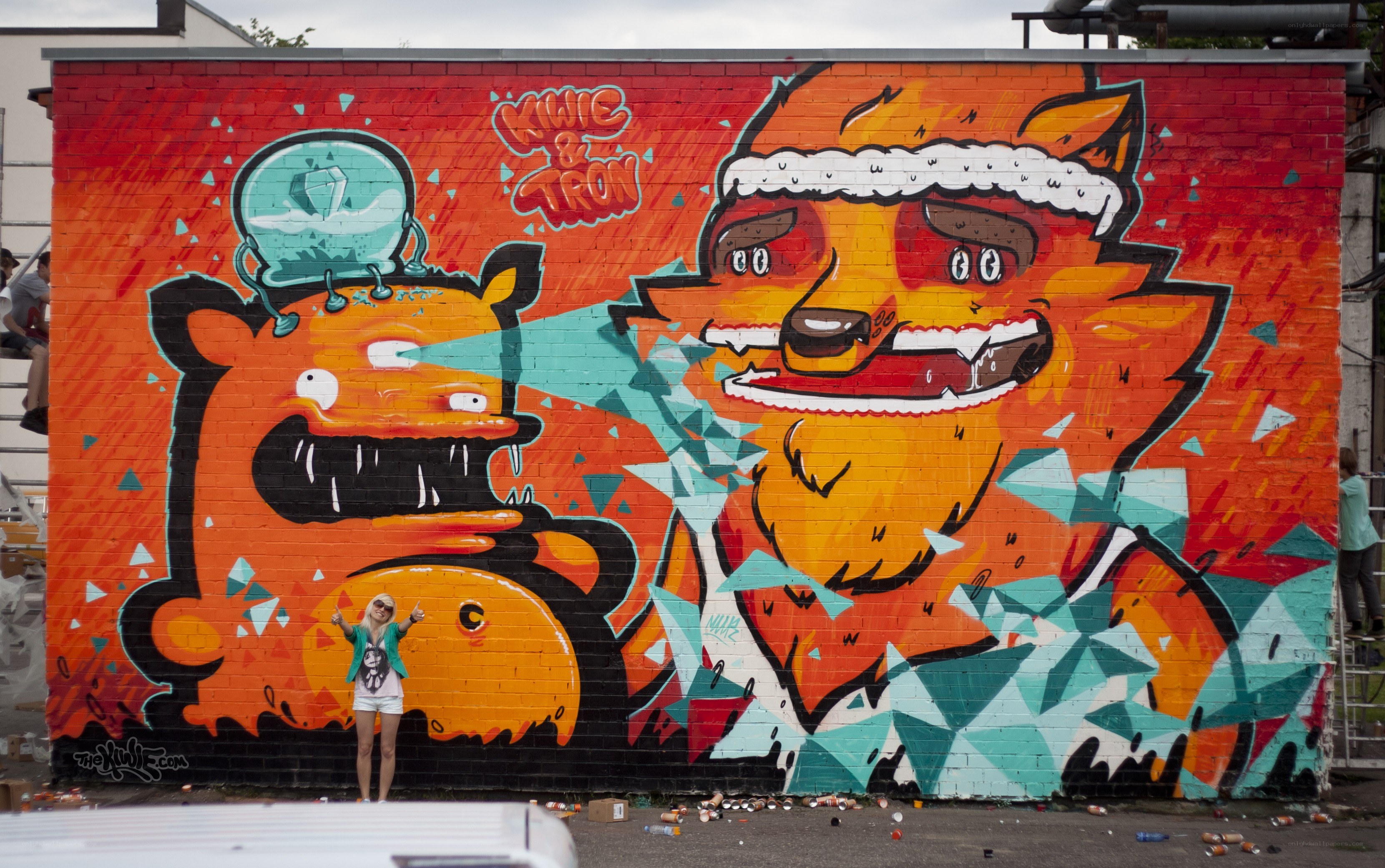 Graffiti mural with cartoon characters