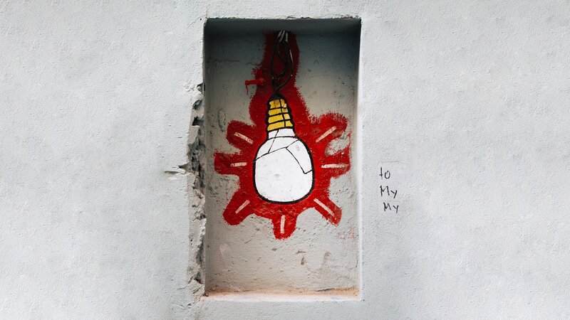 Graffiti of Light Bulb
