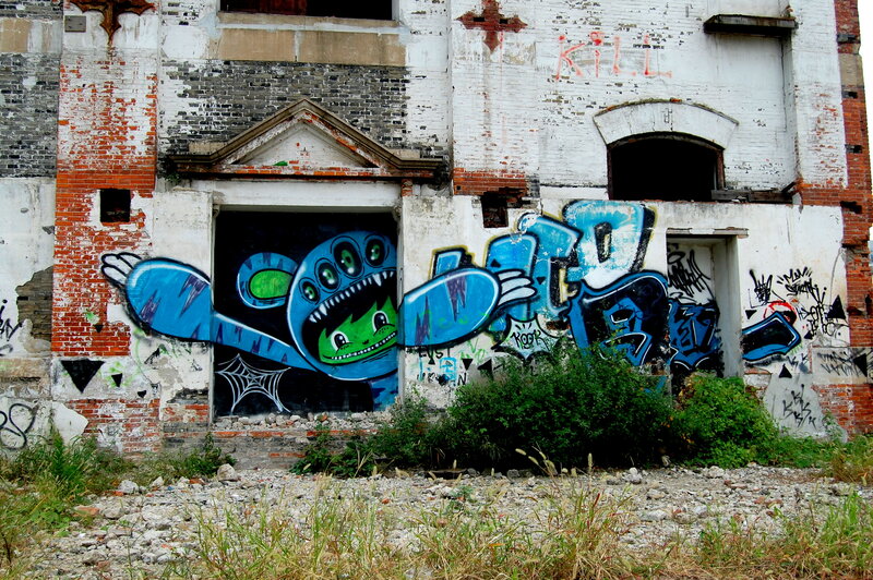 graffiti on abandoned building