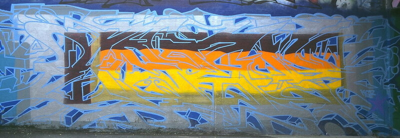 Graffiti on Concrete Wall — Blue, Chaotic