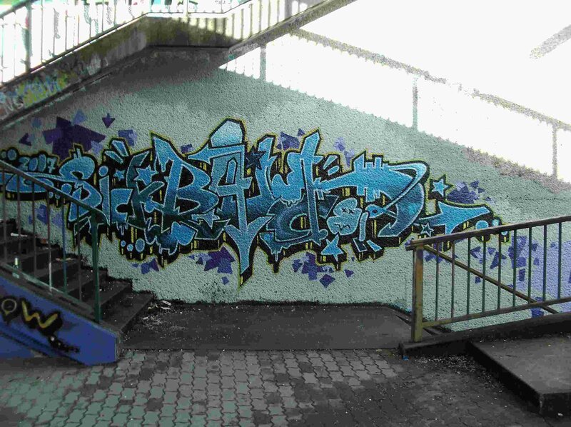 graffiti on stairwell wall