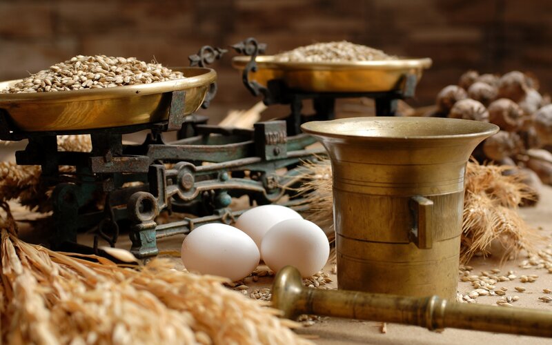 Grains and Eggs on Scale