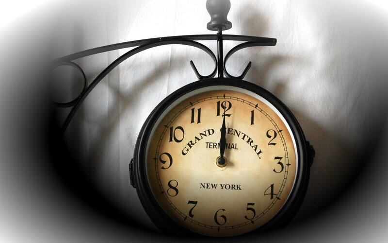 Grand Central Terminal Clock — Black