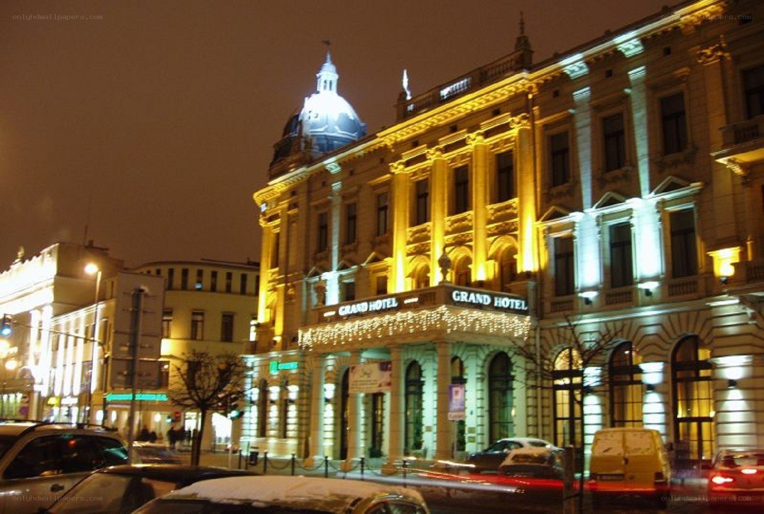 Grand Hotel at night