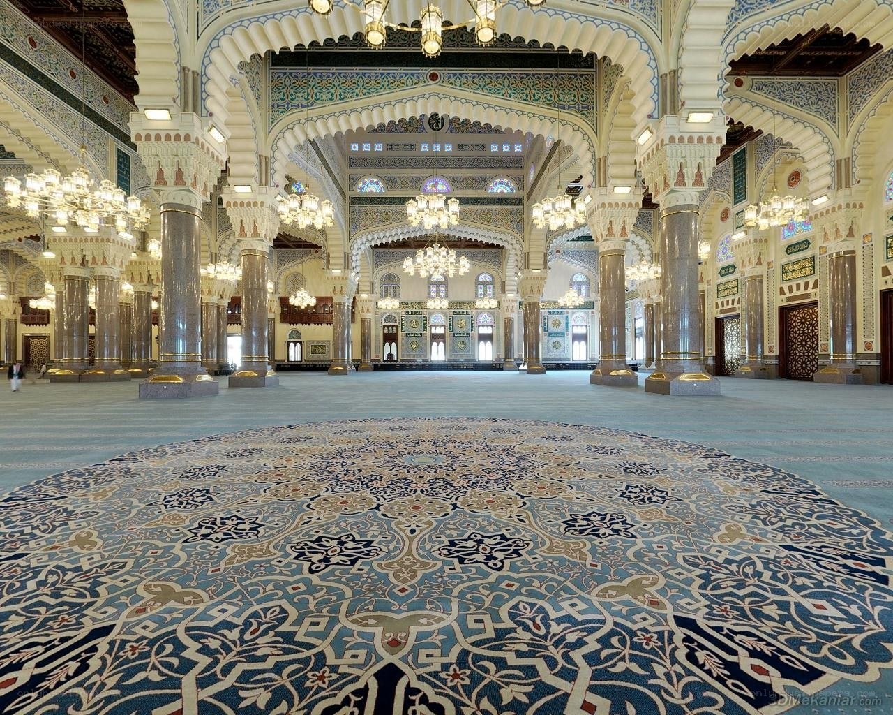 Grand mosque interior