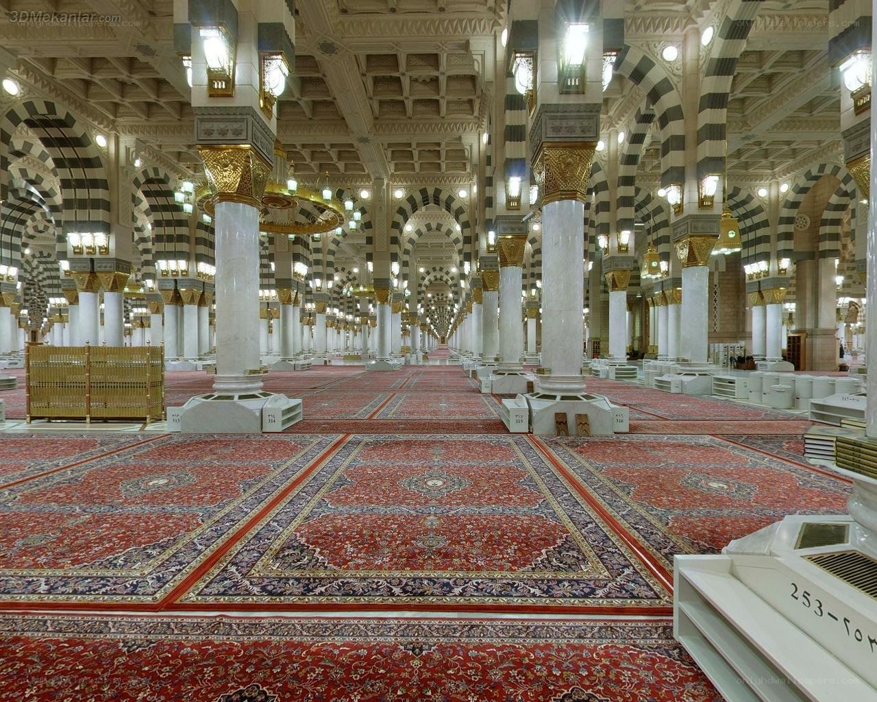 Grand Mosque interior