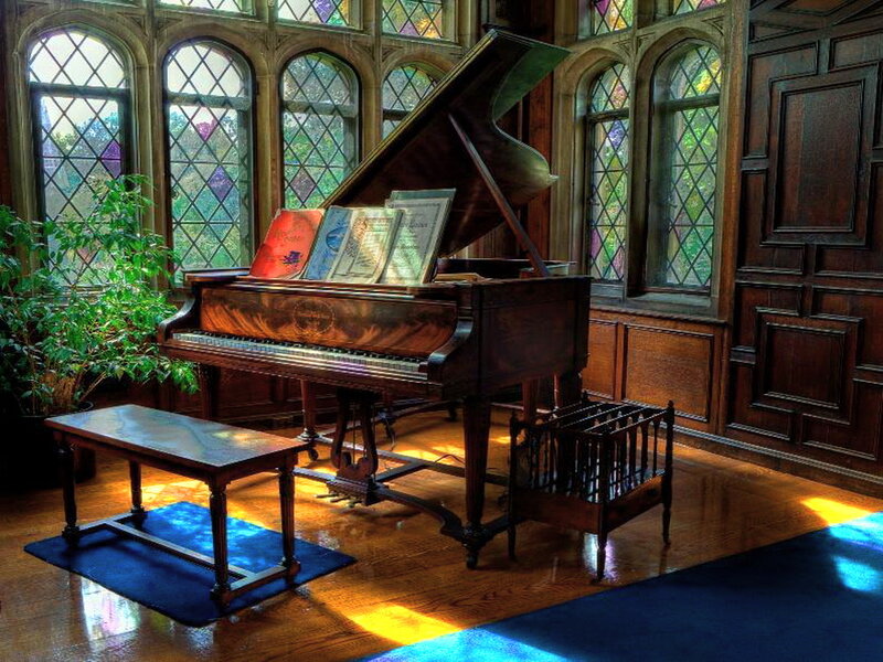 Grand Piano in Room — Brown