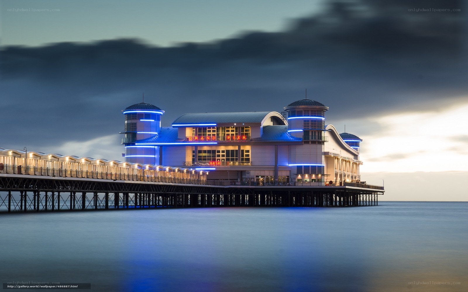 Grand Pier at dusk