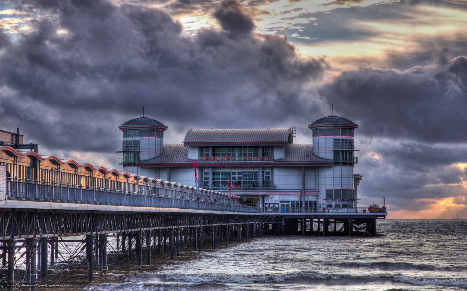 Grand Pier at sunset