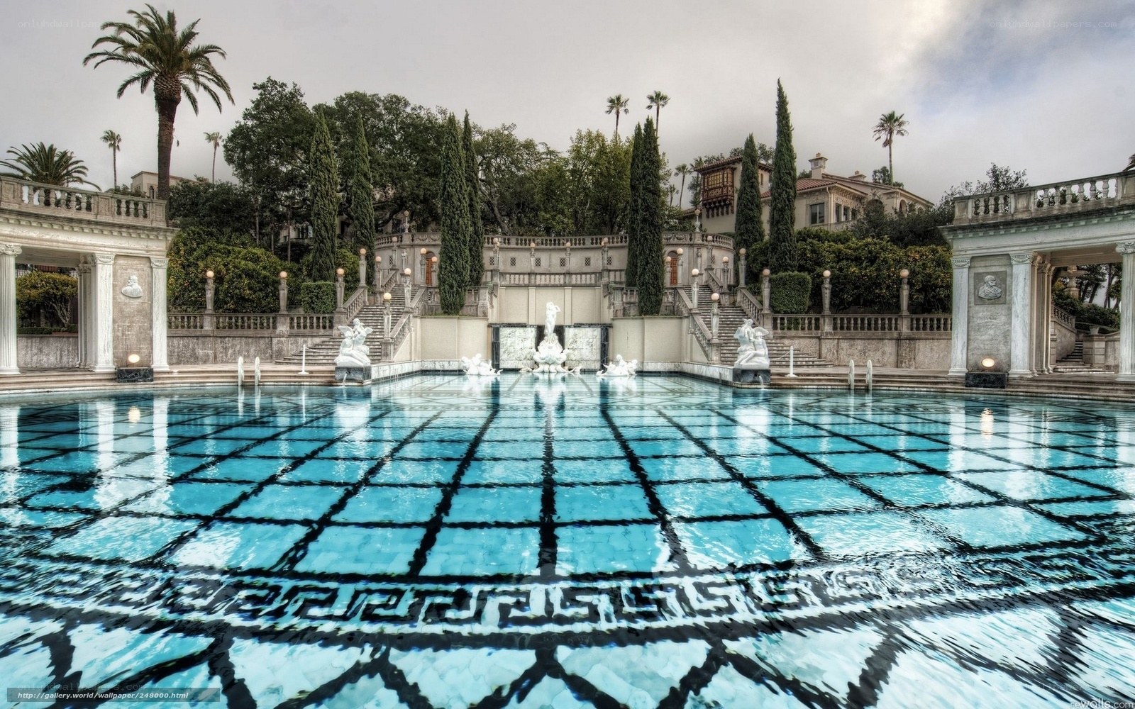 grand pool at villa d'Este