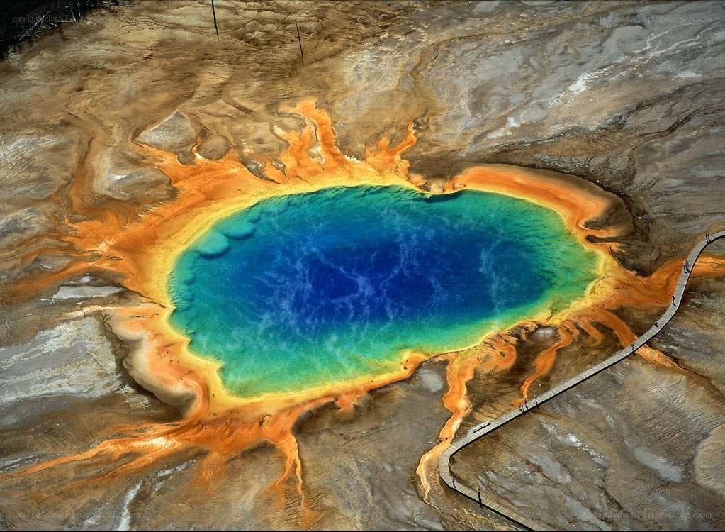 Grand Prismatic Spring aerial view
