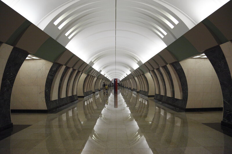 grand subway station corridor