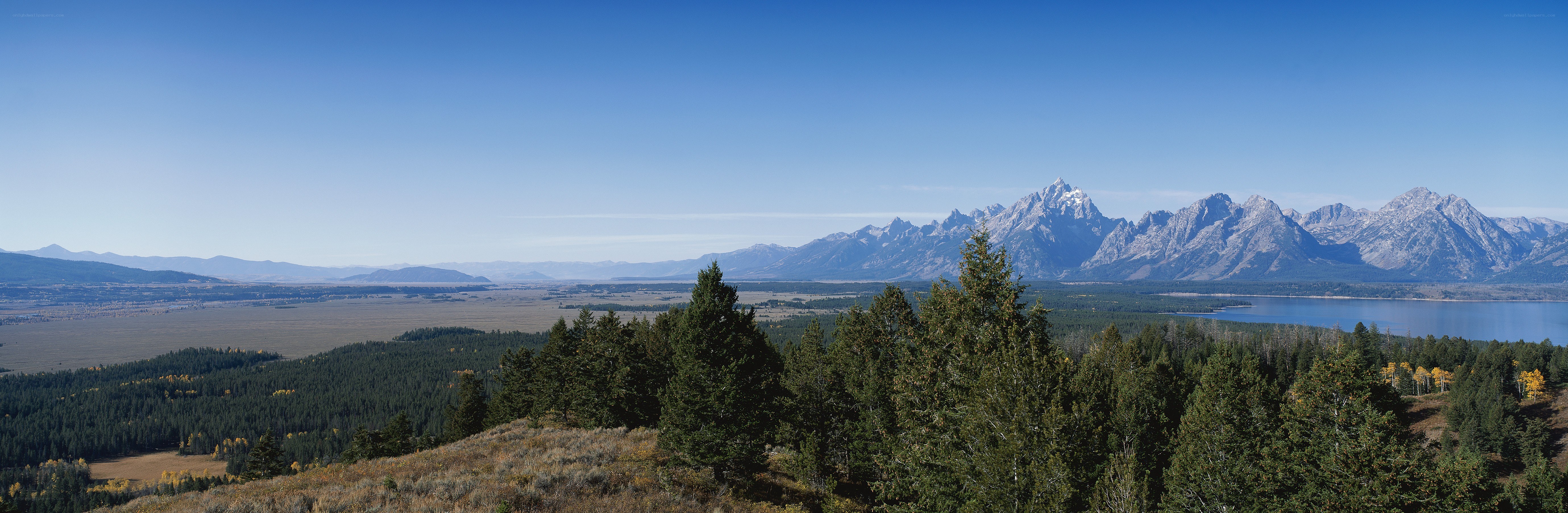 Grand Teton mountain range view