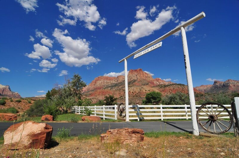 Grand View Ranch entrance sign