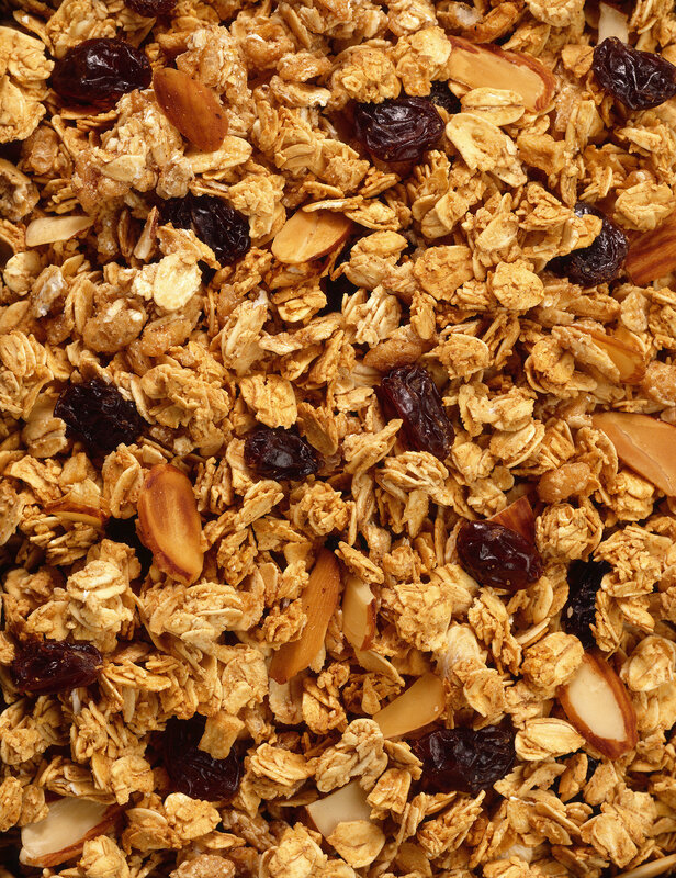 granola with raisins and almonds