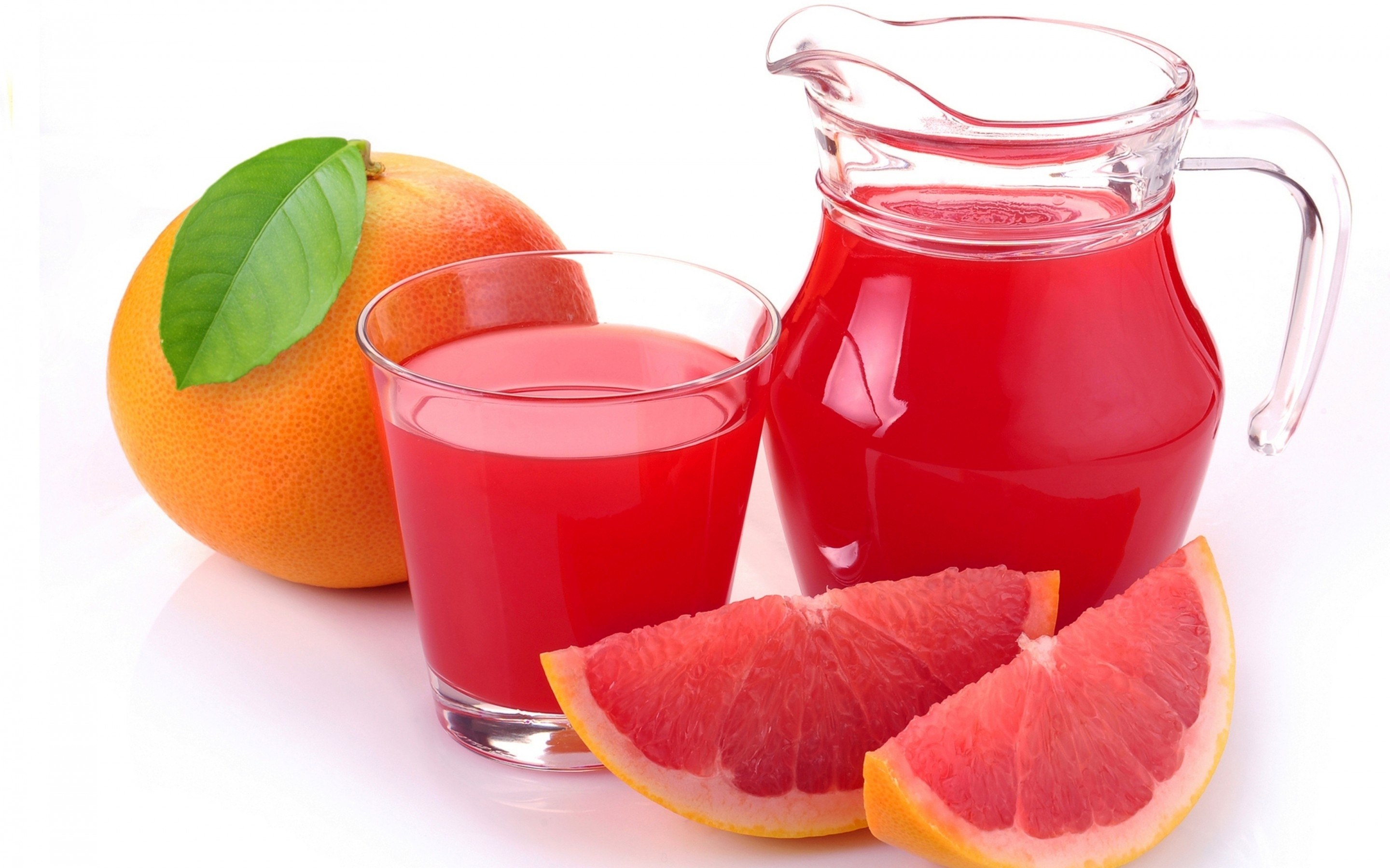 grapefruit juice and fruit