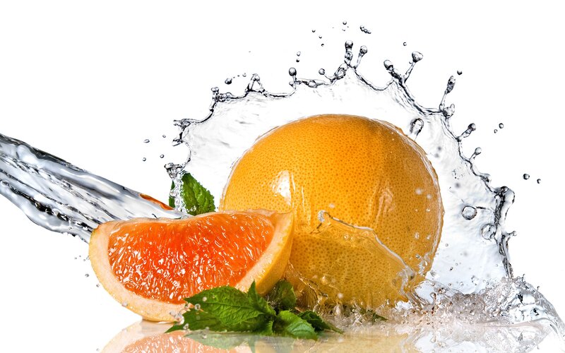Grapefruit with Water Splash — Orange, Fresh