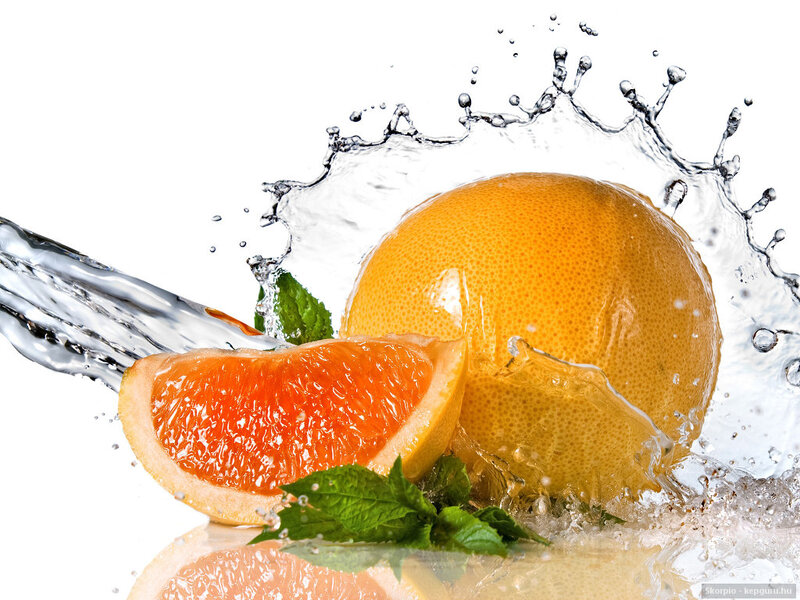 Grapefruit with Water Splash — Orange