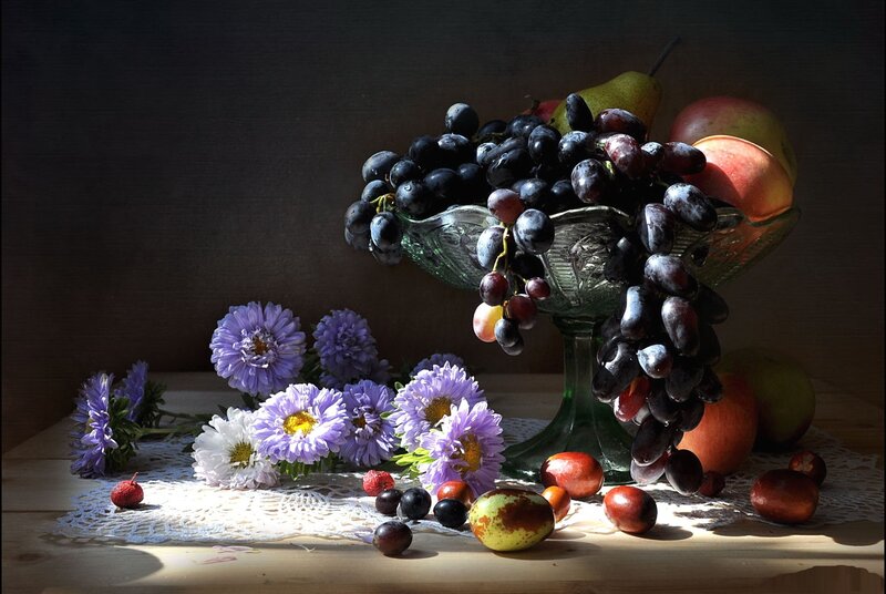 Grapes and Flowers on Table — Purple