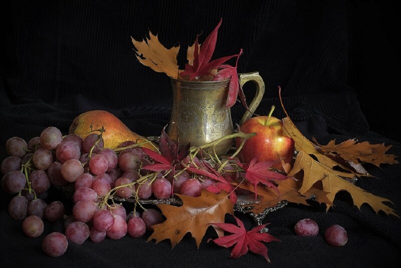Grapes and Fruit Arrangement — Black