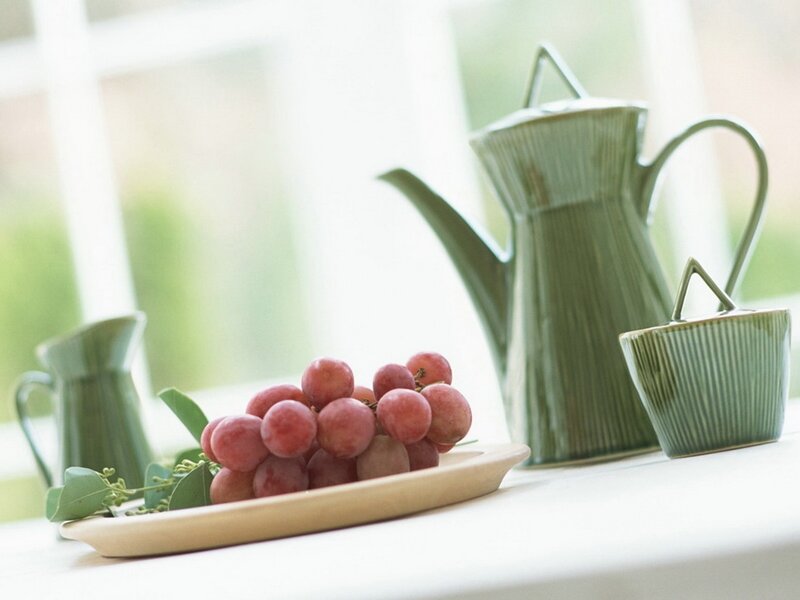 grapes and green tea set