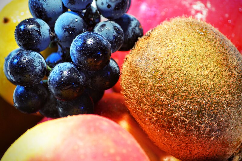 grapes and kiwi fruit
