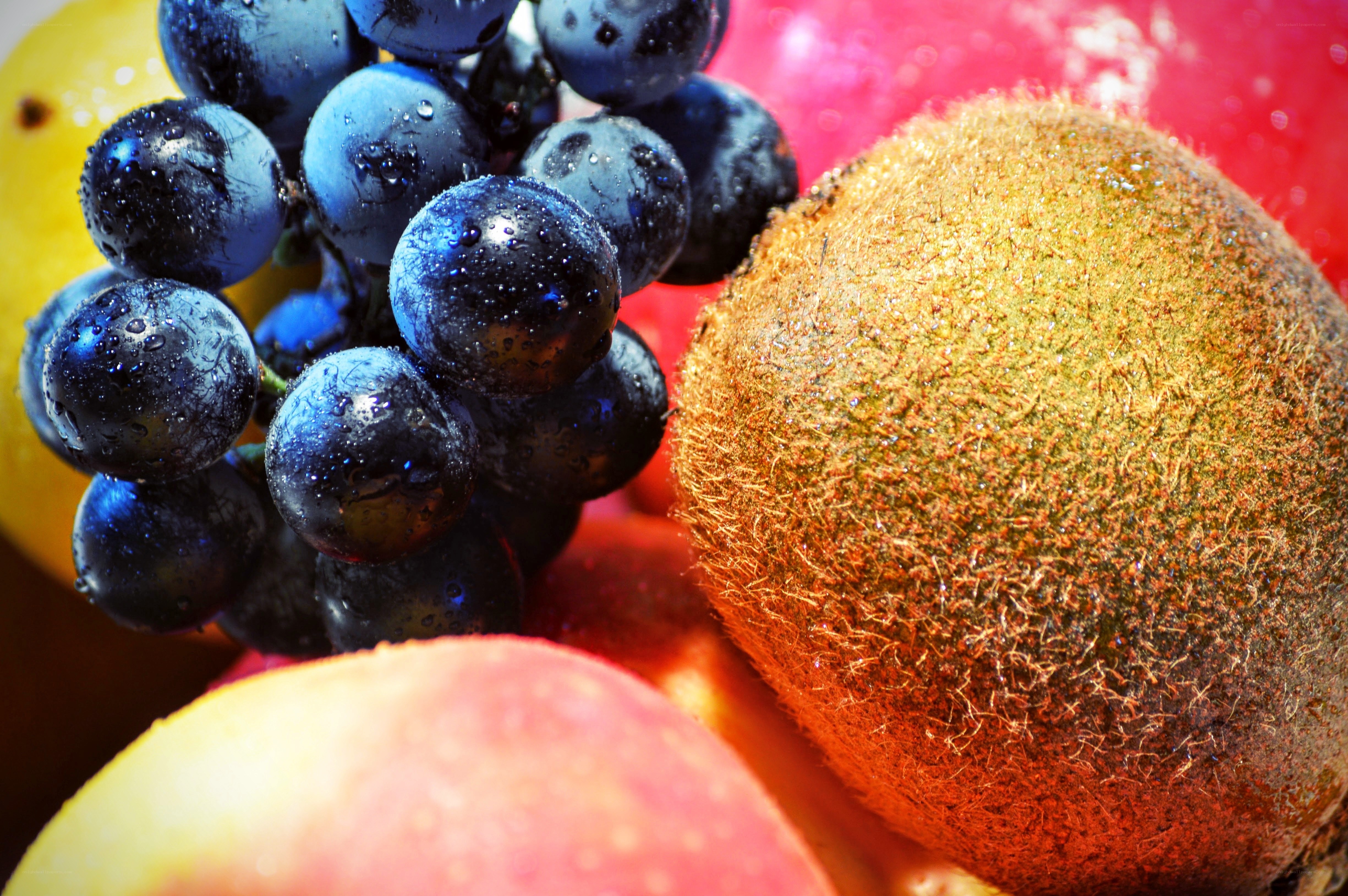 grapes and kiwi fruit