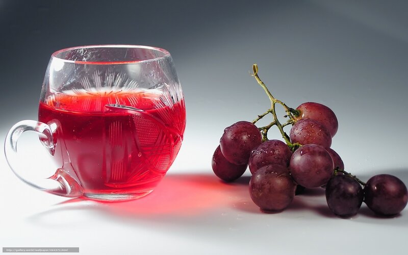 grapes and red juice