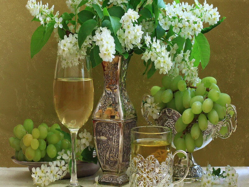 Grapes and Wine Still Life — Green