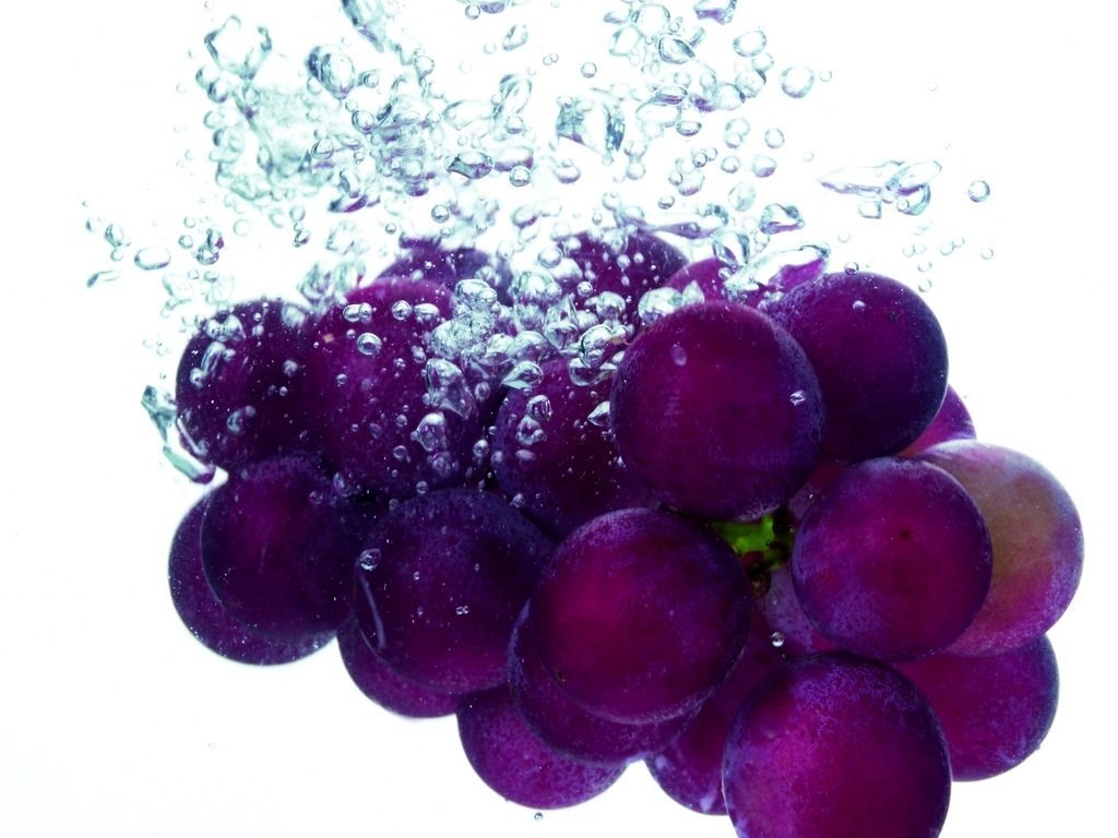 grapes in water