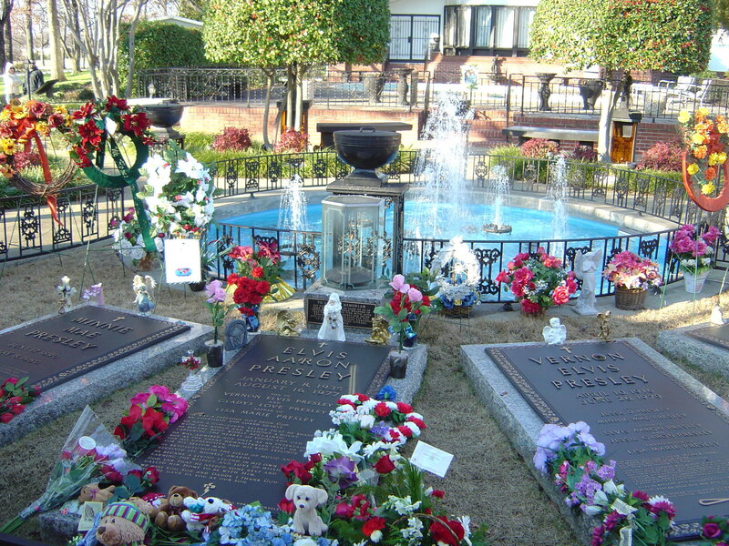 Grave of Elvis Presley