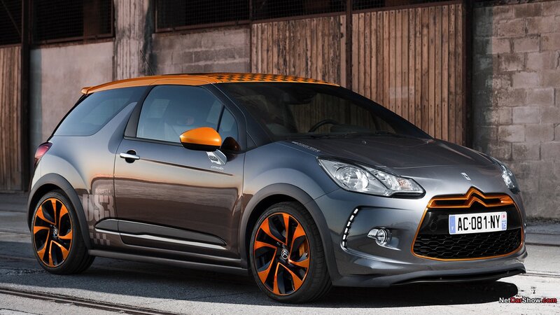 gray and orange citroen ds3