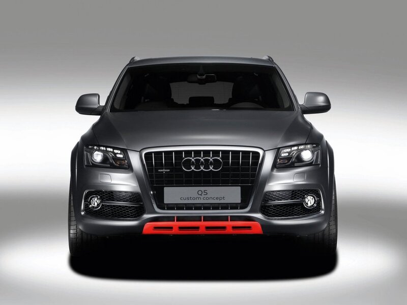 Gray Audi Q5 Suv