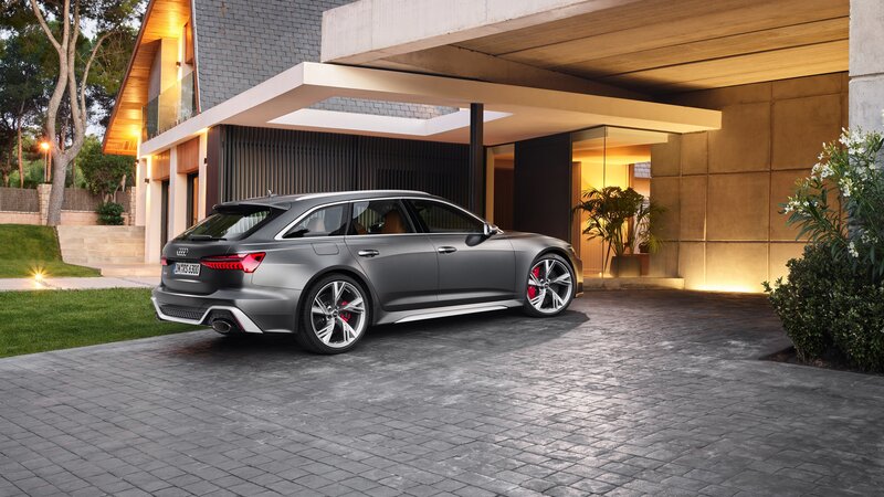 Gray Audi Rs6 Avant — Modern