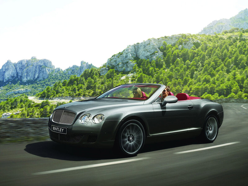 Gray Bentley Convertible — Dynamic