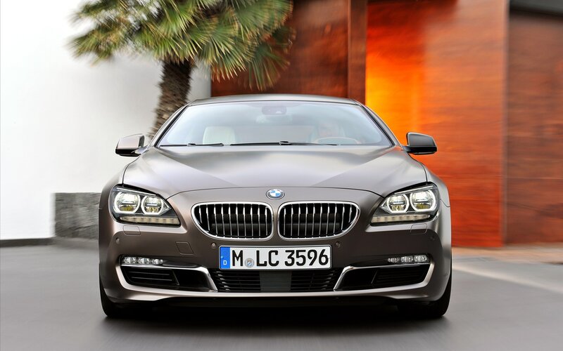Gray BMW 6 Series