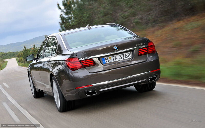 Gray BMW 750Li