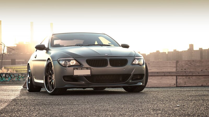 gray bmw sports car
