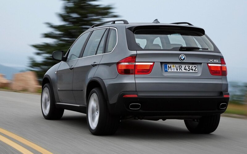 Gray Bmw X5 Suv