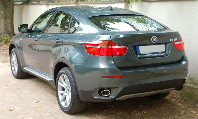 gray bmw x6 suv