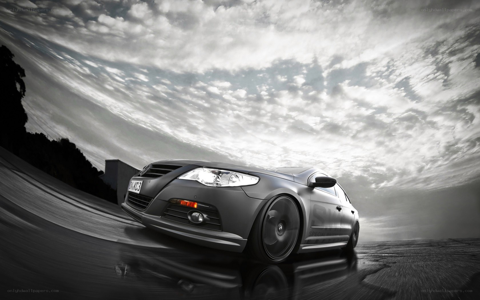 gray car on wet road