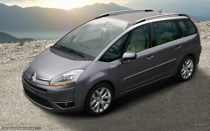 Gray Citroen C4 Picasso