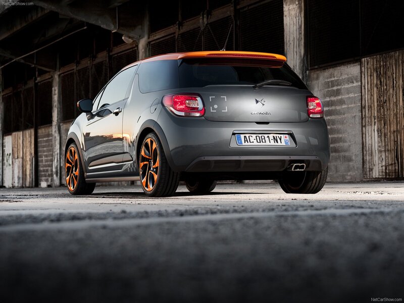 Gray Citroen Ds3 Car