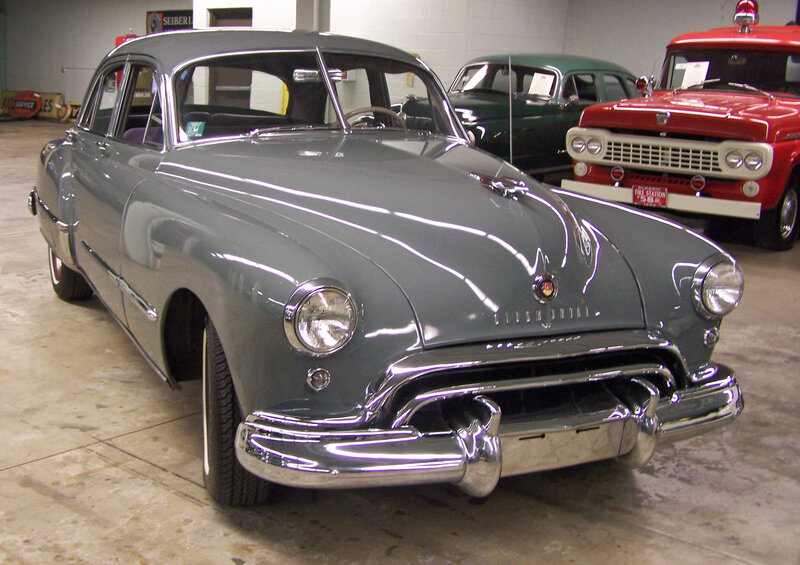 Gray Classic Car — Calm